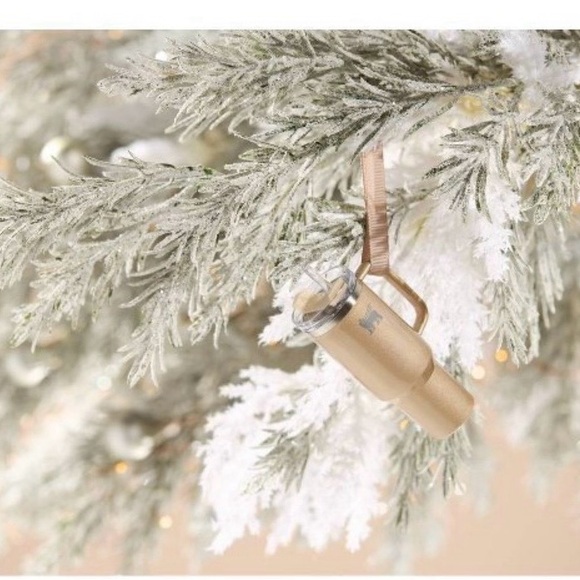 Stanley Tumbler Ornament Keychain Honey Talks💋 - Picture 7 of 7